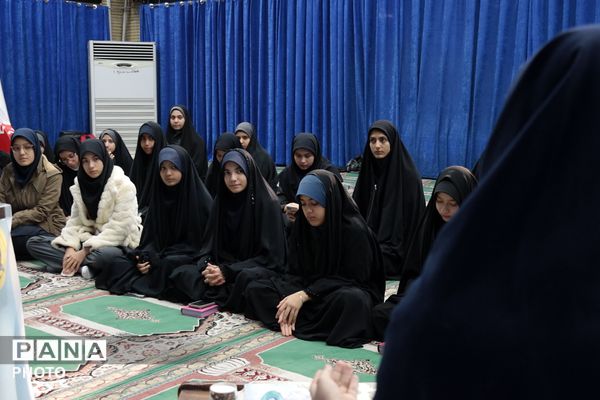 مسابقات قرآن، عترت و نماز دختران در دارالقرآن اسلامشهر