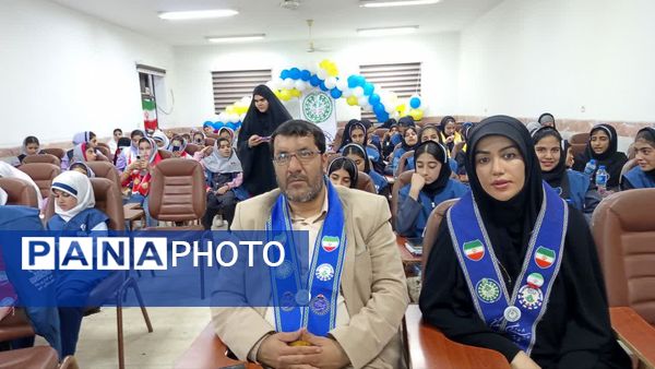 برگزاری کارگاه تخصصی خبرنویسی، عکاسی و طراحی پوستر ویژه دانش‌آموزان دختر در شهرستان جم