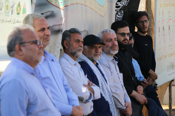 بازدید معلمان از یادمان محل شهادت سردار شهید «مهدی زین الدین»