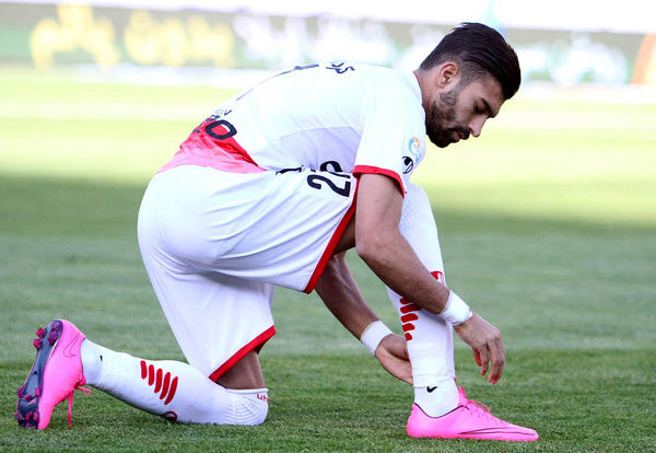 استوک صورتی در جمع قرمزپوشان پایتخت 