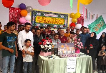 اشک شوق زائر اولی‌ها در مراسم استقبال مددجویان مرکز فردوس اهر