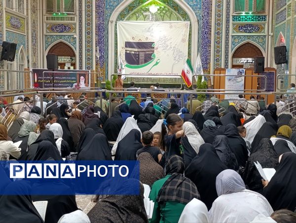 قرائت دعای پر فیض روز عرفه در تکیه ابوالفضلی نیشابور