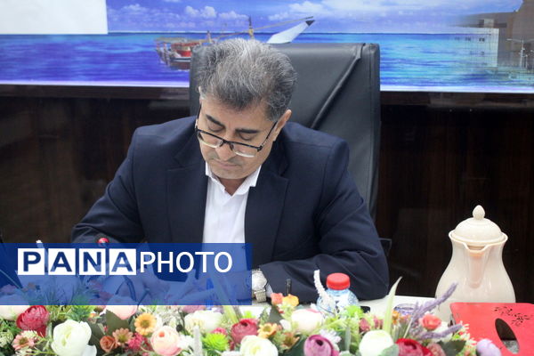 نشست شورای برنامه‌ریزی و نظارت تعلیم و تربیت کودک آموزش و پرورش استان بوشهر