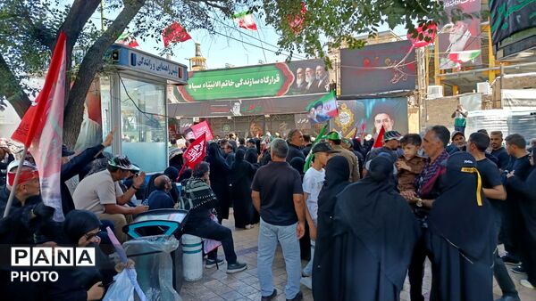 حماسه وفاداری در مشهد؛ حضور میلیونی مردم در بدرقه مقام معظم رهبری