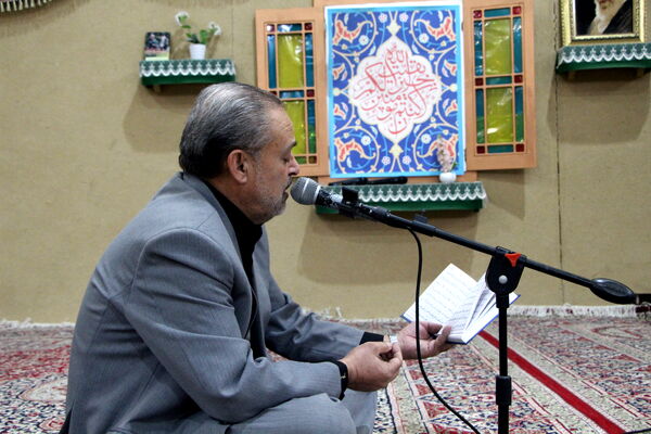 اقامه نماز باران در حسنیه محمود‌آباد یزد