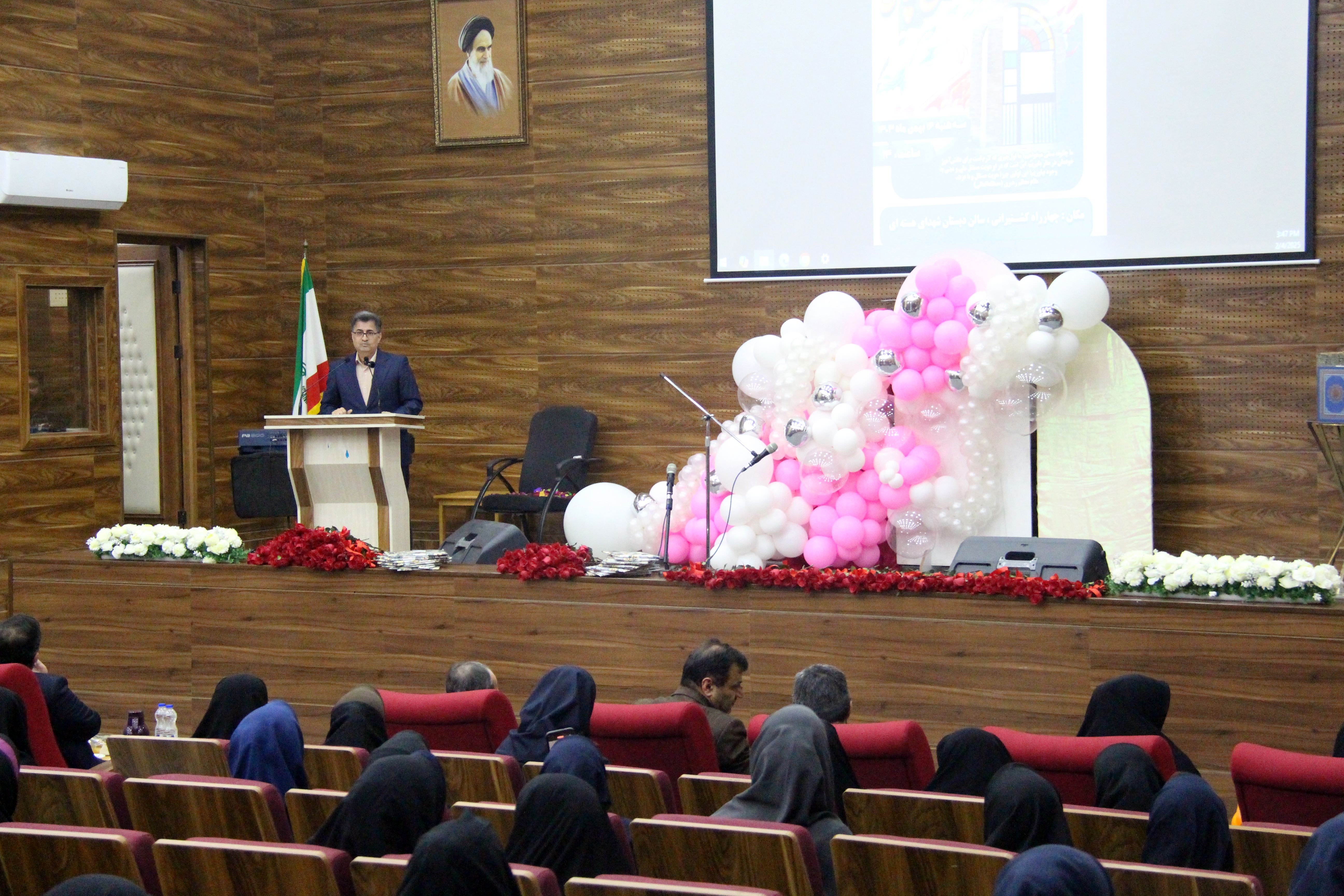 مدیریت موفق مدارس، سنگ بنای توسعه جامعه است