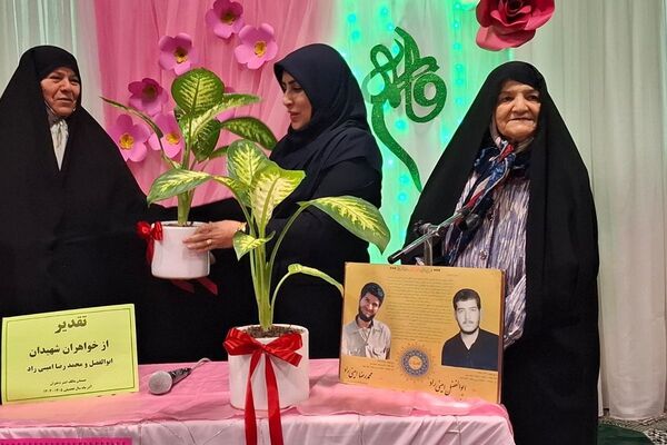  آیین گرامیداشت میلاد حضرت فاطمه(س) و روز مادر در مدارس شهرستان ملارد