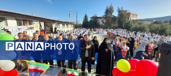 آیین نواختن « گلبانگ انقلاب » در مدرسه 22 بهمن دلند