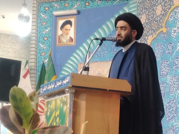 اقامه نماز عید قربان در آستان مقدس حضرات سیدان‌الکریمان شهرستان برخوار