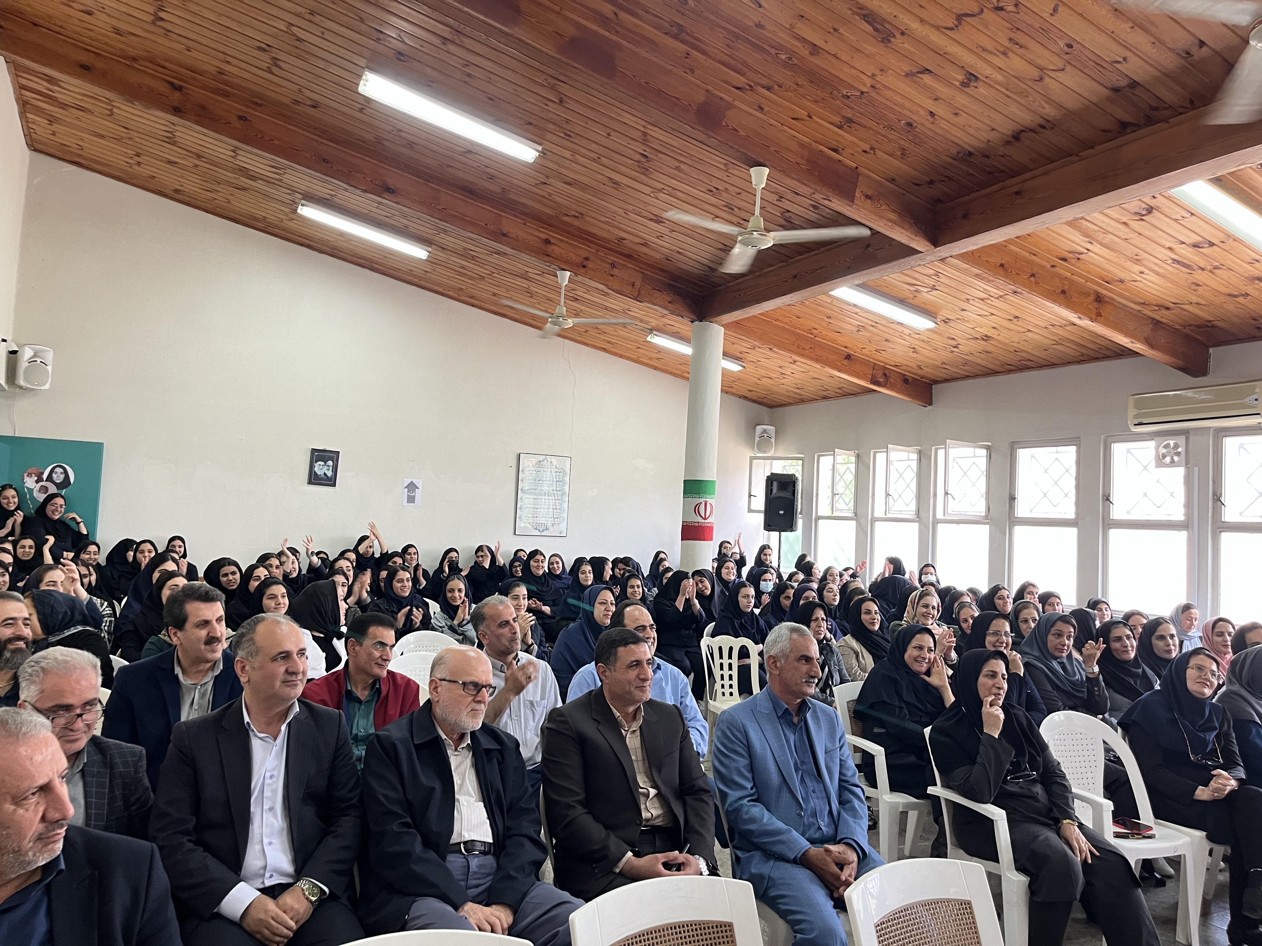 گرامیداشت هفته معلم در چابکسر 