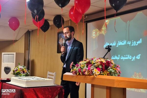 جشن فارغ‌التحصیلی دانش‌آموزان دبیرستان فرهنگ ۱۳؛ روایت خاطره‌ها و آغاز مسیری تازه