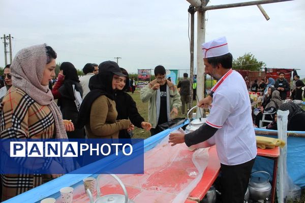 همایش پیاده‌روی خانوادگی در گلوگاه 