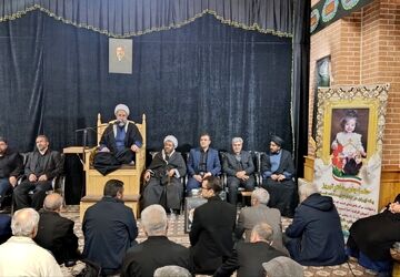 سهند به احترام «حلما» قیام کرد