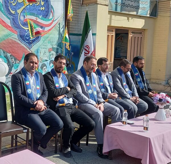 همایش بزرگ یاوران انقلاب در آموزشگاه دخترانه جنت ملارد 