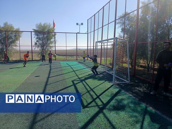 مسابقه فوتبال دوستانه در آموزشگاه شهید ابراهیم رضوی