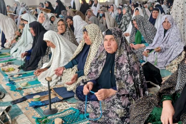 نماز جمعه امید دل‌های خسته برای مؤمنان 