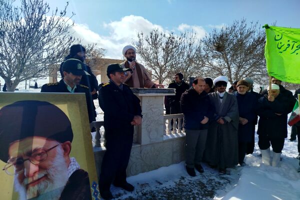 راهپیمایی ۲۲ بهمن در شهر تیتکانلو 