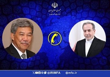 دعوت وزیر خارجه مالزی از عراقچی برای سفر به این کشور