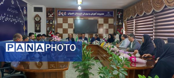 استقبال از دانش آموز شیروانی دارنده مدال برنز جهانی المپیاد علوم زمین