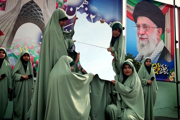 حماسه حضور مردم غیور باقرشهر و کهریزک در راهپیمایی ۲۲بهمن