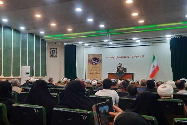 تقدیر از برگزارکنندگان دعای ندبه در مساجد و هیئت‌های اسلامشهر