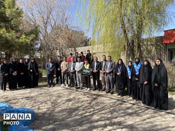 دومین جلسه مشورتی شورای دانش‌آموزی شهرستان با حضور مدیر آموزش و پرورش باخرز