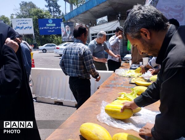 به شوقِ راهِ عشق، دل از جهان بریدیم ، به نامِ رهبر و شهدا، رهِ وفا گزیدیم