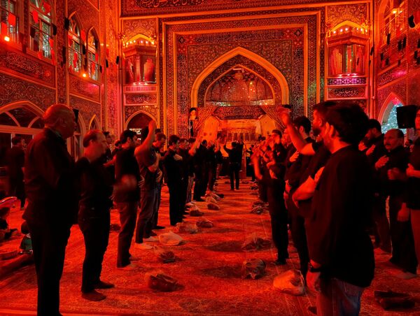 برگزاری مراسم عزاداری شب عاشورا در تکیه ابوالفضلی نیشابور 