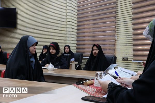 مسابقات قرآن، عترت و نماز دختران در دارالقرآن اسلامشهر