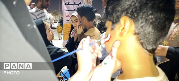 برگزاری تجمع شبانه شهروندان در بندرعباس