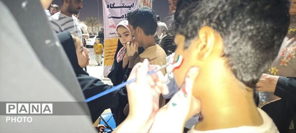 برگزاری تجمع شبانه شهروندان در بندرعباس