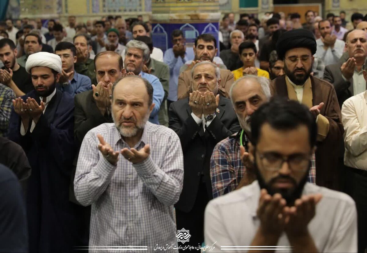 تشرف وزیر آموزش و پرورش به آستان مقدس مسجد جمکران