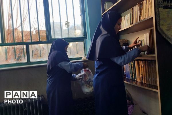 آیین غبارروبی نمازخانه مدرسه شهید معظم همزمان با حلول ماه مبارک رمضان