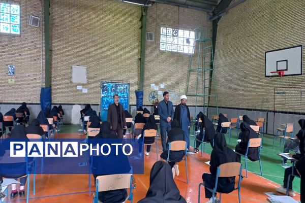 بازدید از حوزه‌های برگزاری امتحانات نهایی در شهرستان فاروج 