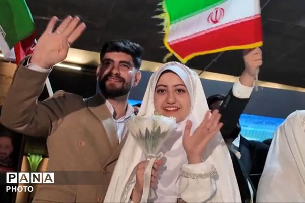 جشن ازدواج ۱۴ زوج جوان در میدان معلم شیراز - 2