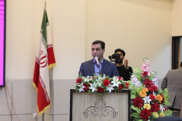 آیین کلنگ‌زنی ۱۶ مدرسه خیرساز در کاشان؛ مشارکت مردمی، حمایت دولتی