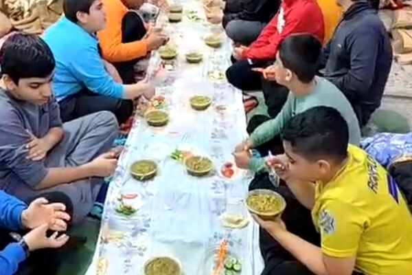 مراسم معنوی اعتکاف دانش‌آموزی