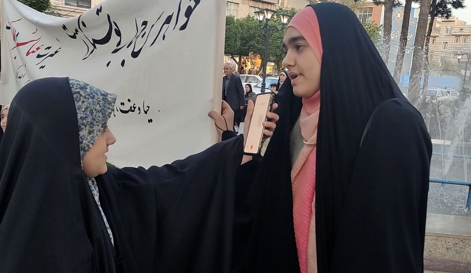 اتحاد و وحدت مردم غیور اسلامشهری در جشن پیروزی سپاه بر کفر جهانی