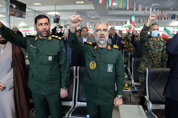 جشن مردمی استقبال نمادین ورود امام