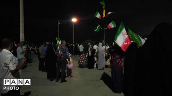 اجتماع پرشور بندرعباس با حضور پیکر شهید امیر ناصری دهبارزی و خادمان حرم رضوی
