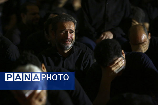 حال و هوای مسجد جمکران در شب عاشورای حسینی(ع)