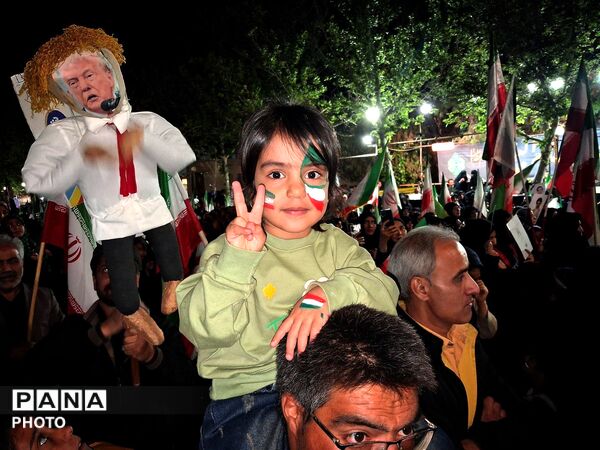 کودکان حماسه آفرین شدند