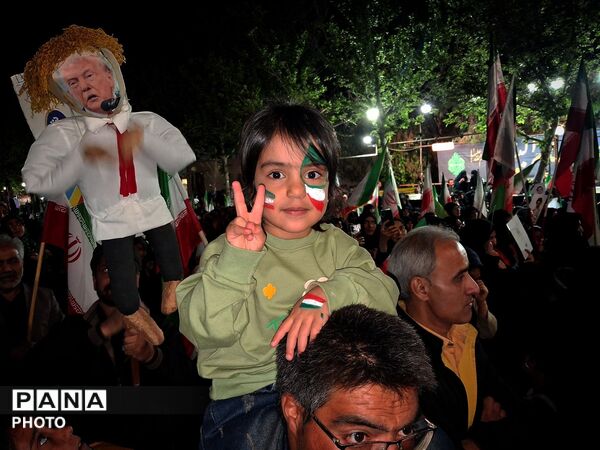 کودکان حماسه آفرین شدند