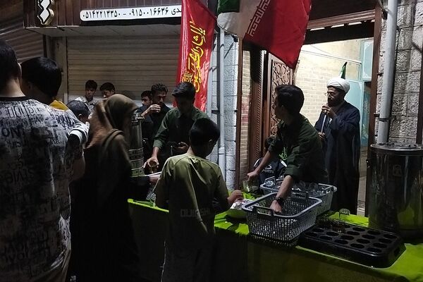 چایخانه حوزه علمیه گلشن در دویست و هجدهمین شب از اجتماعات مردمی نیشابور 