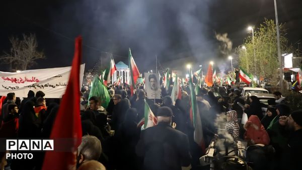 بیست و هفتمین سیل خروشان مردمی در راهپیمایی‌ها