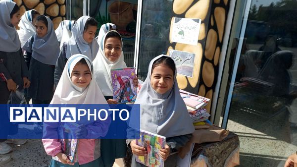 شور عاطفه‌ها در دبستان لطیفه مشهد