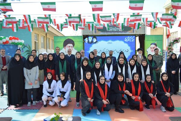 طنین زنگ انقلاب در بهارستان‌دو 