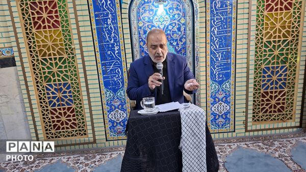 محفلِ سوگ و عهد؛ هفتمین روزِ وداع با رهبر شهید در آموزش و پرورش منطقه ۳