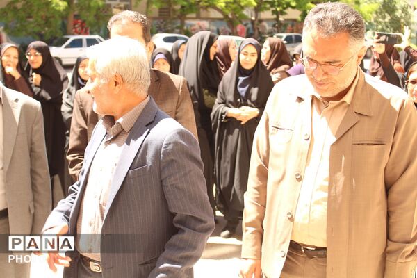 آثار هنرجویان هنرستان‌های ناحیه یک همدان به نمایش درآمد