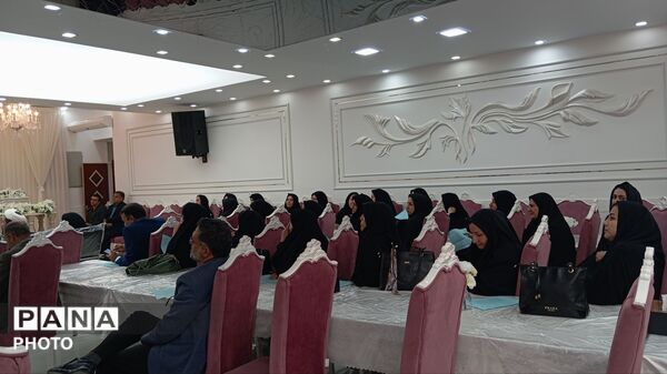 جلسه هماهنگی فرآیند ارزیابی و پایش جامع عملکرد مدارس مقطع متوسطه شهرستان کاشمر 